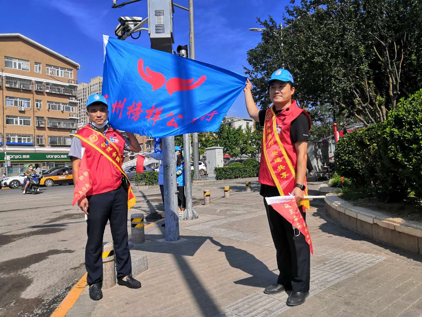 <strong>大鸡巴插女人BB动图</strong>